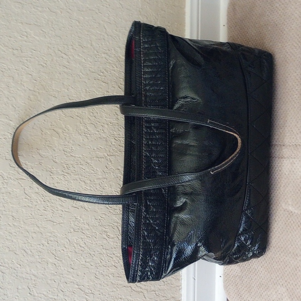 EUC Coach Poppy Daisy Patent Shoulder Bag - Picture 2 of 11